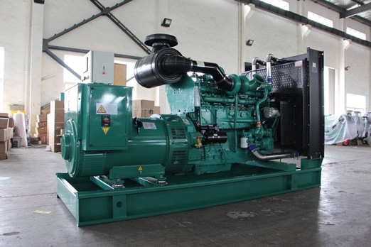 且末320kw康明斯柴油发电车出租组图片 且末320kw康明斯柴油发电车出租组图片